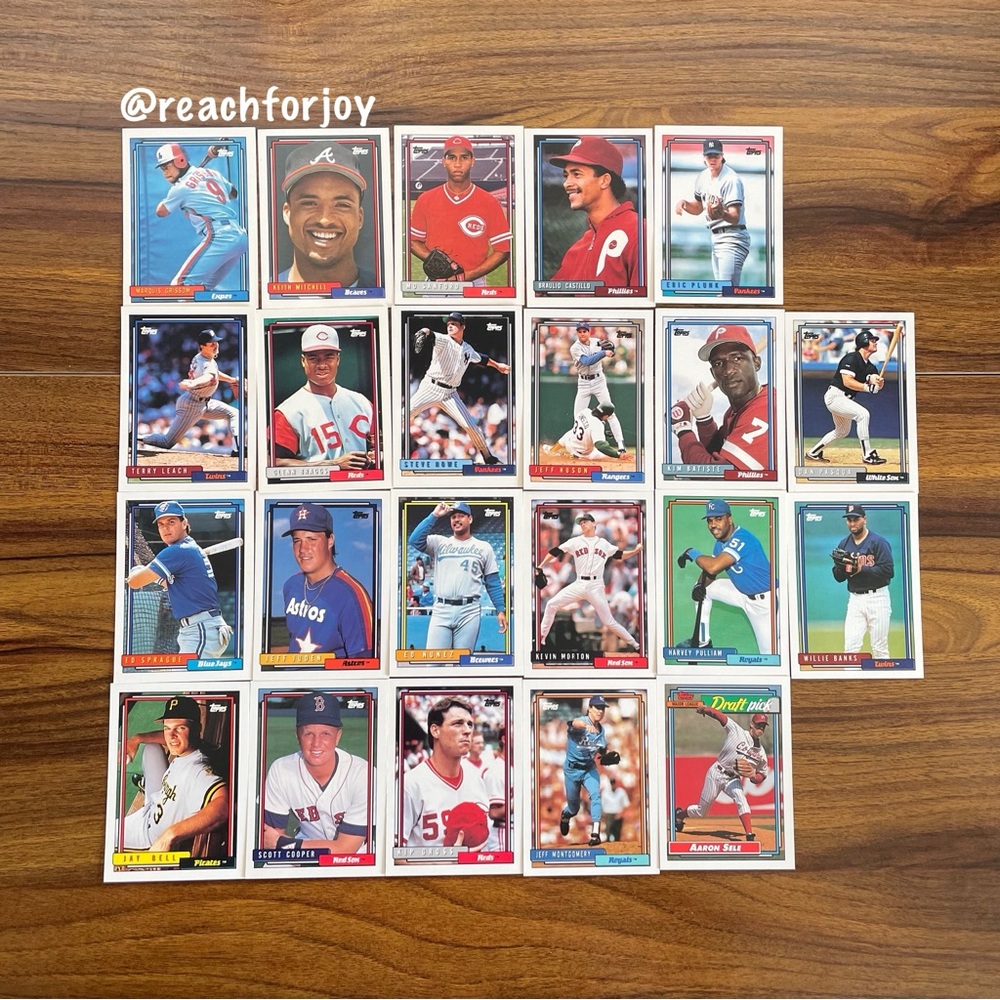 Baseball Cards Lot Of 22 1992 Topps